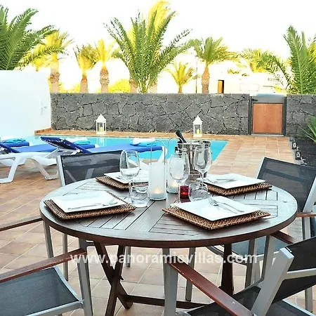 Willa Playa Blanca Sleeps 6 Pool Air Con Wifi *