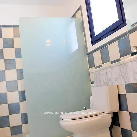 Playa Blanca Sleeps 6 Pool Air Con Wifi * Playa Blanca (Lanzarote)