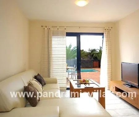 Playa Blanca Sleeps 6 Pool Air Con Wifi *
